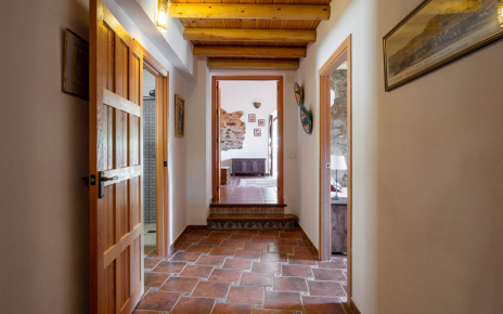 Hallway from living room leds to two bedrooms